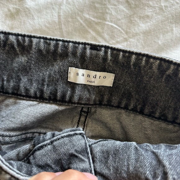 Sandro women’s high rise jeans in gray/black - Picture 4 of 10